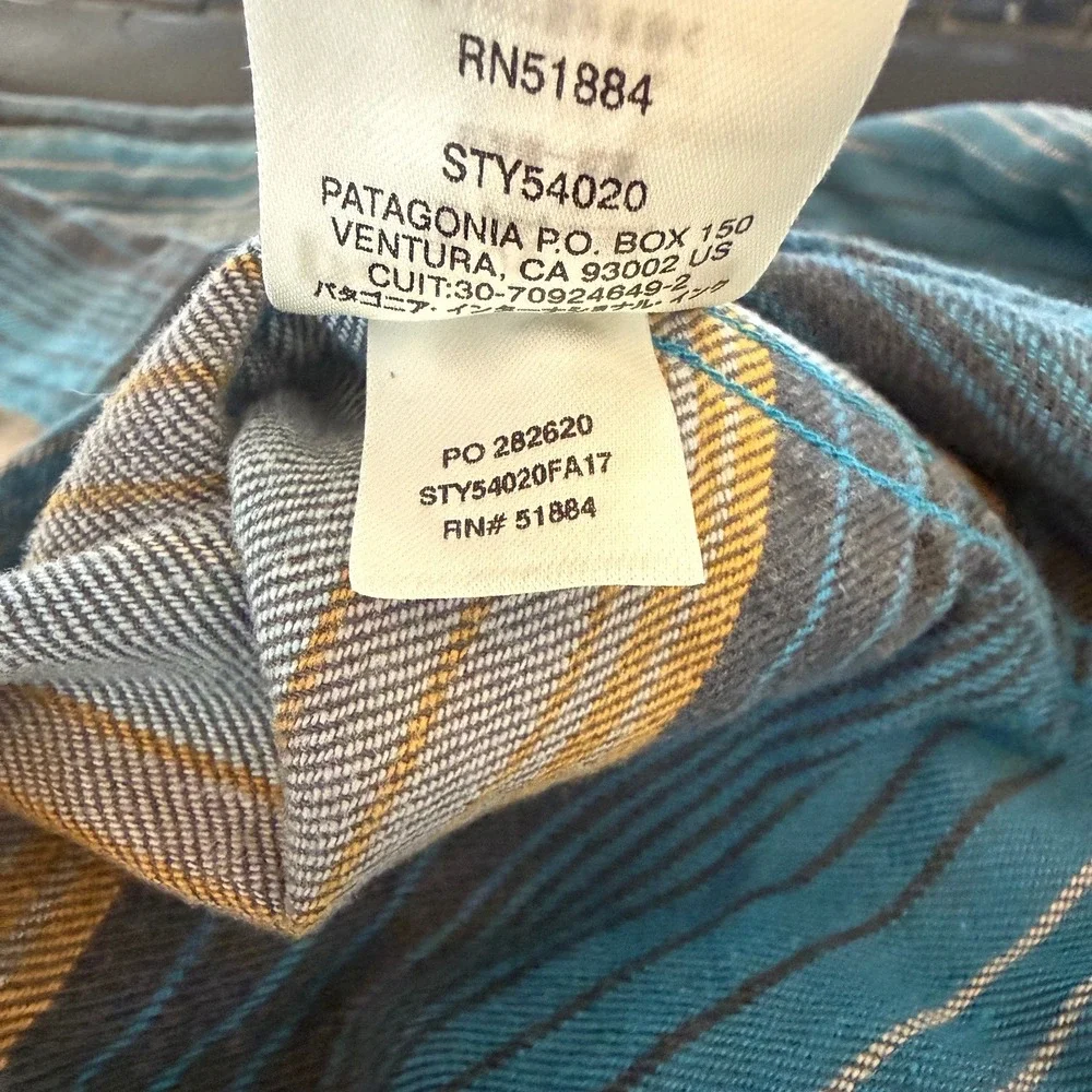 Patagonia Mens Fjord Flannel Shirt Blue Gray Stripe Organic Cotton STY54020 FA17